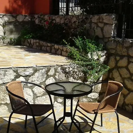 Vila Cleo Apolpaina