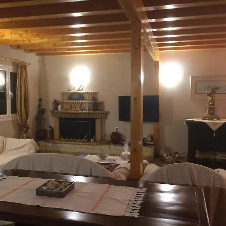 Vila Cleo Apolpaina